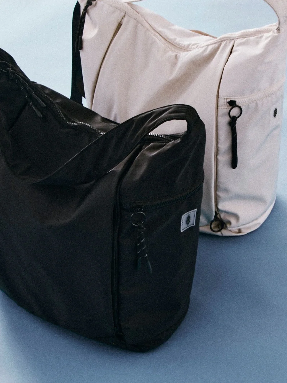 NWT Free People Movement No Timezones Carryall Bag-Black